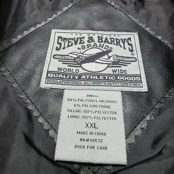 Vintage Wisconsin Badgers Steve & Barry’s FAUX Leather Jacket NCAA Men’s XXL - Picture 7 of 9